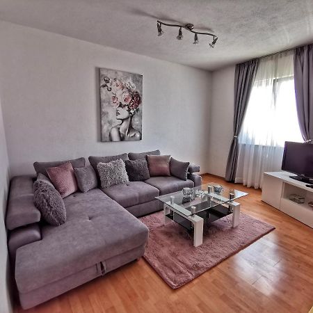 Apartments Villa Jelena 希杰·弗朗吉卡 外观 照片