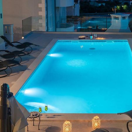 Apartments Villa Jelena 希杰·弗朗吉卡 外观 照片